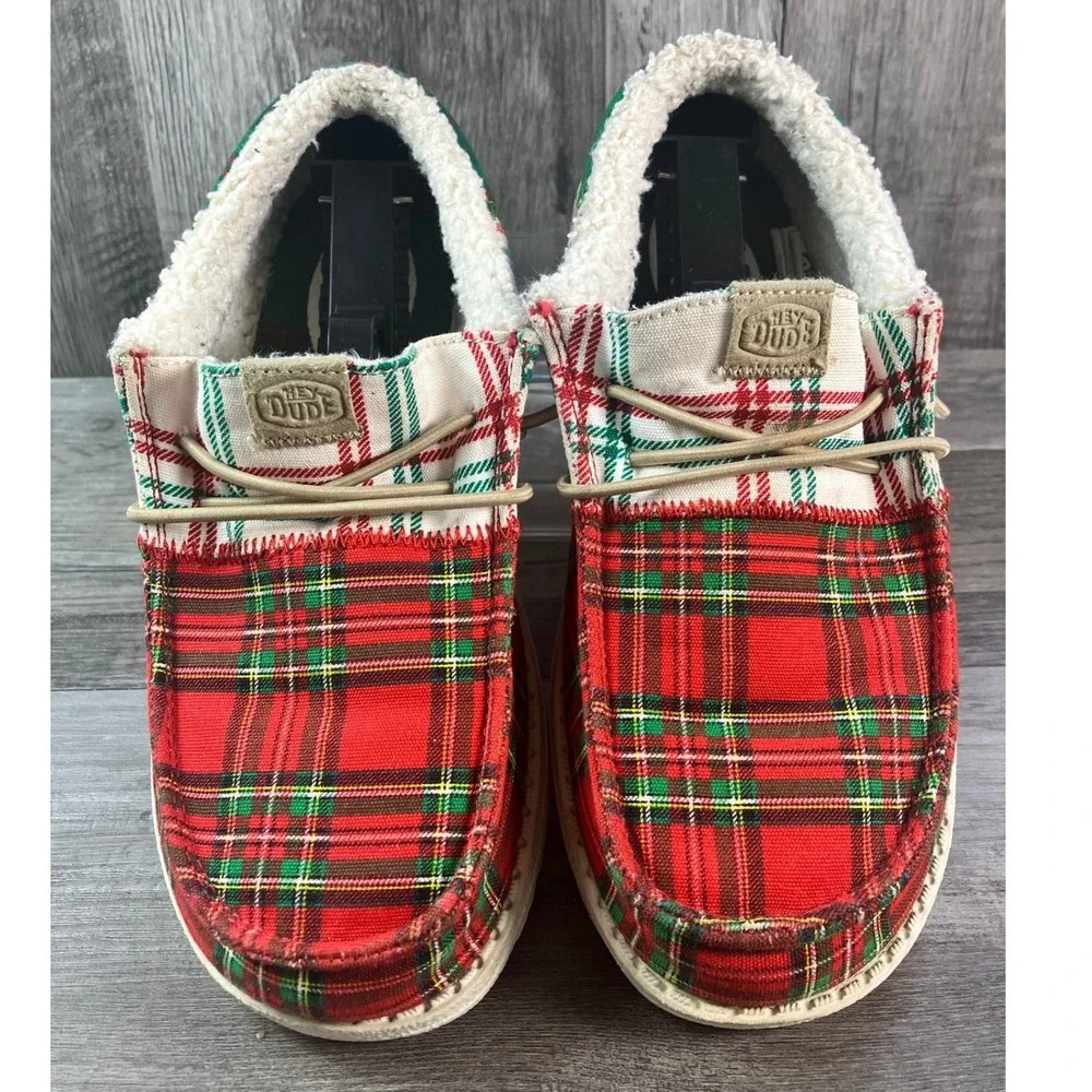 Hey Dude Wally Tri Y Tartan Plaid Red White Green Kids Loafers 43581-78Q Size J4